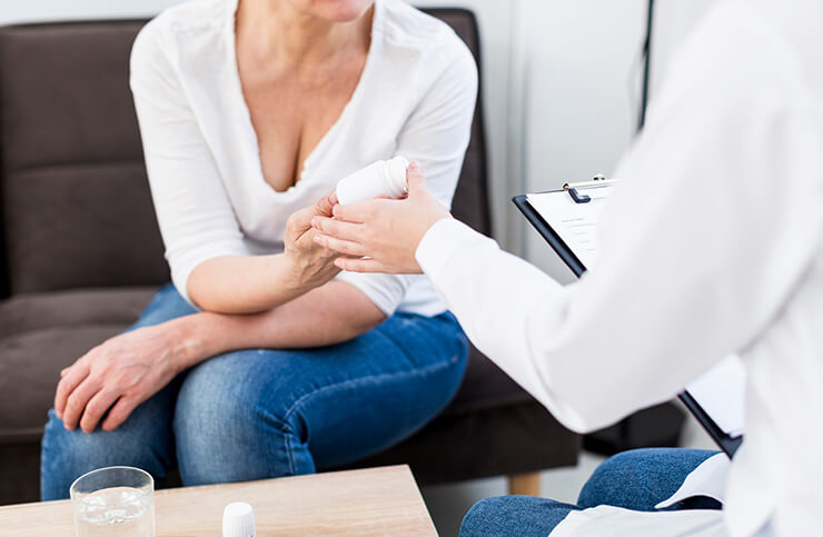 woman hormone replacement therapy